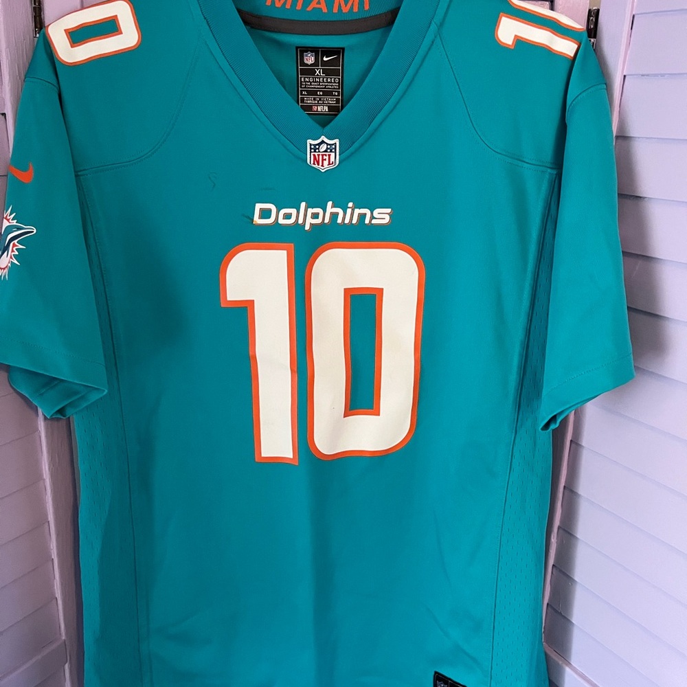 Nike Teal Athletic Jersey. Youth XL.  EUC.  Features Hill 10